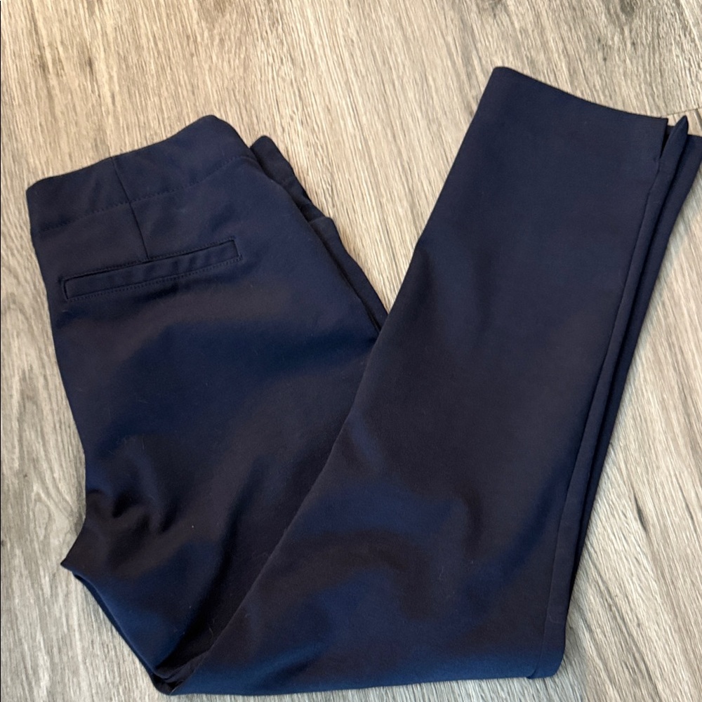 GAP Women's Dark Blue Skinny Pants EUC - Picture 2 of 6